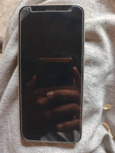 Samsung Mobile J6