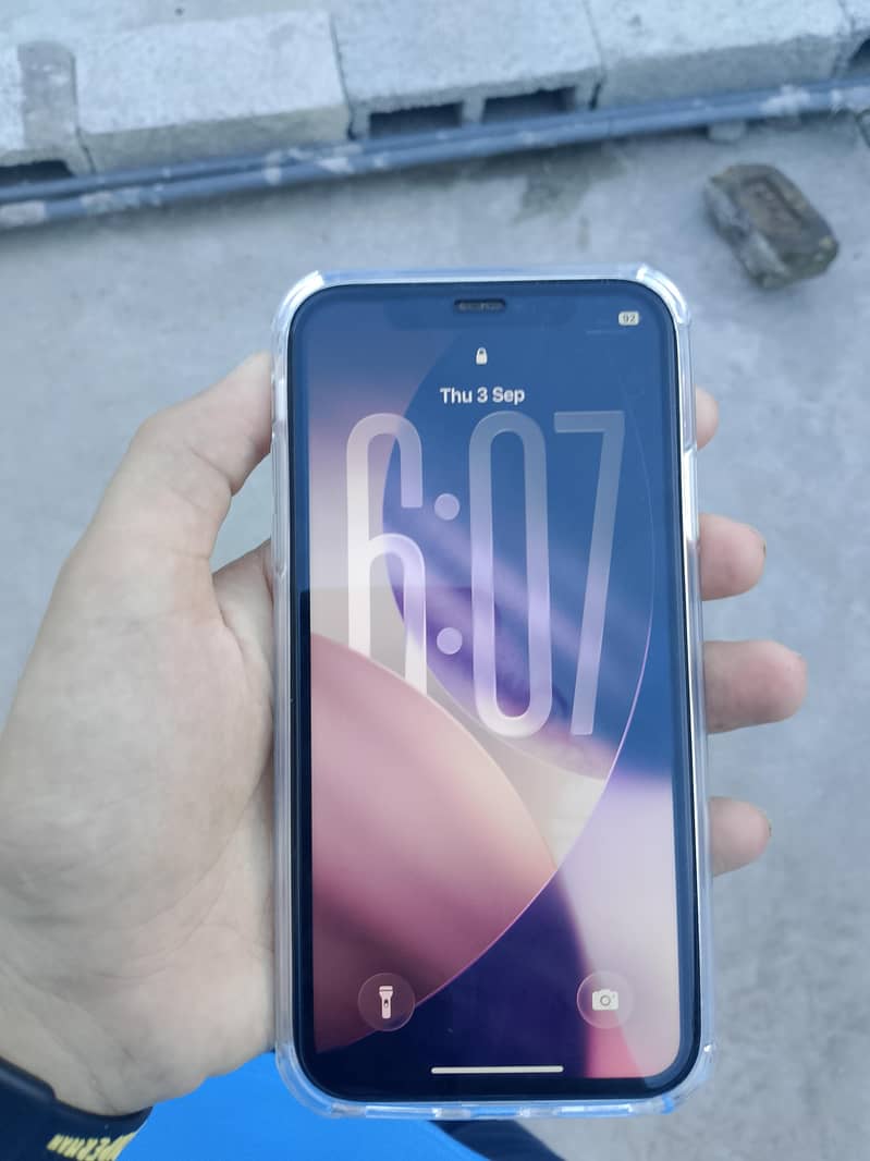 Apple iPhone 11 10