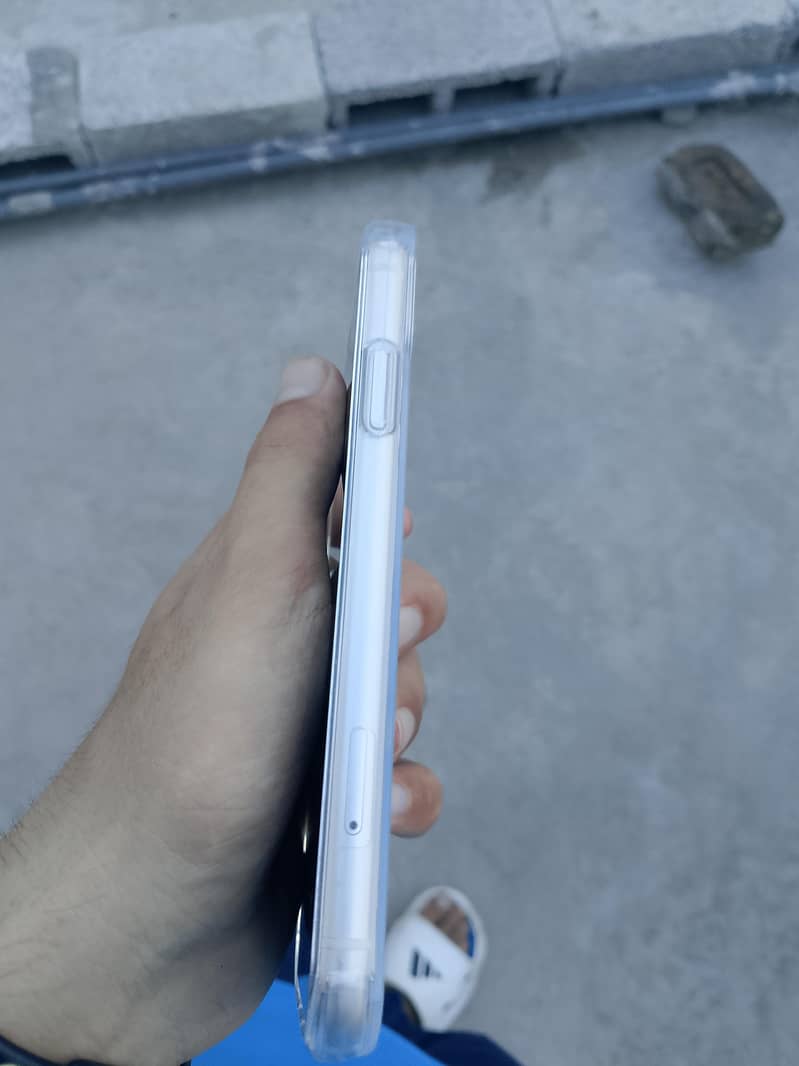 Apple iPhone 11 11