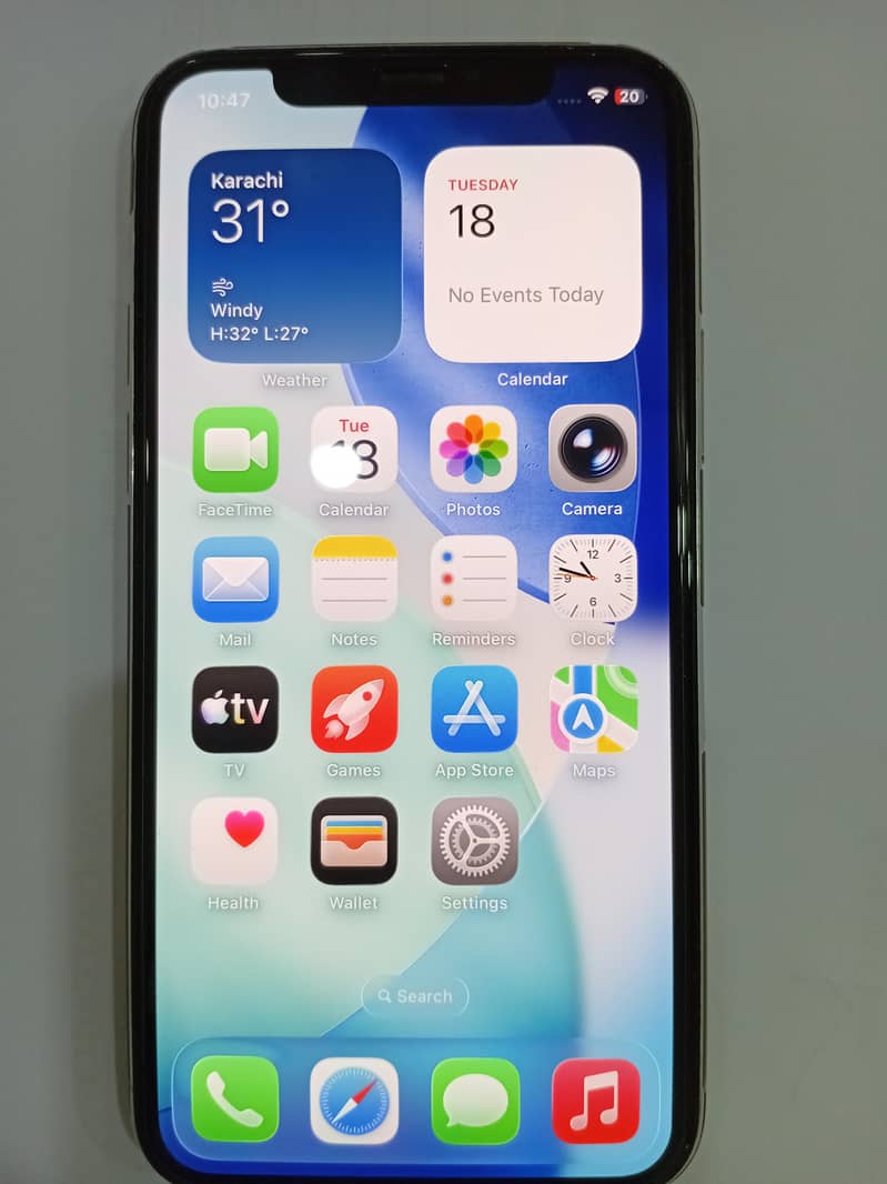 Apple iPhone 11 Pro 1
