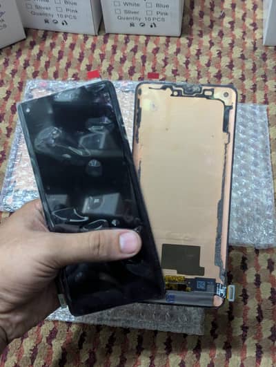 OnePlus 8 – Shaded Panel available