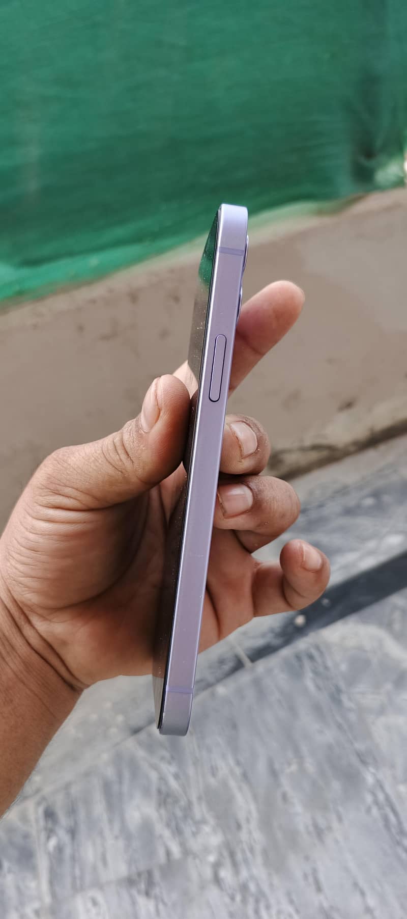 Apple iPhone 12 1