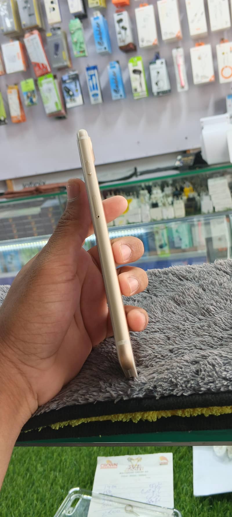 Apple iPhone 7 Plus 4