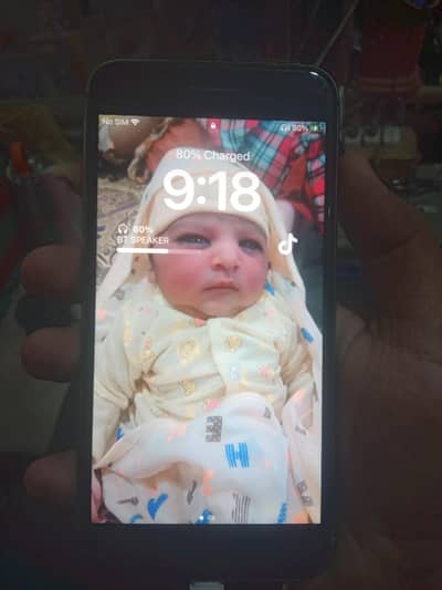 iPhone 8 Plus - 89% Battery Health - Rough Back / Display Working⁠