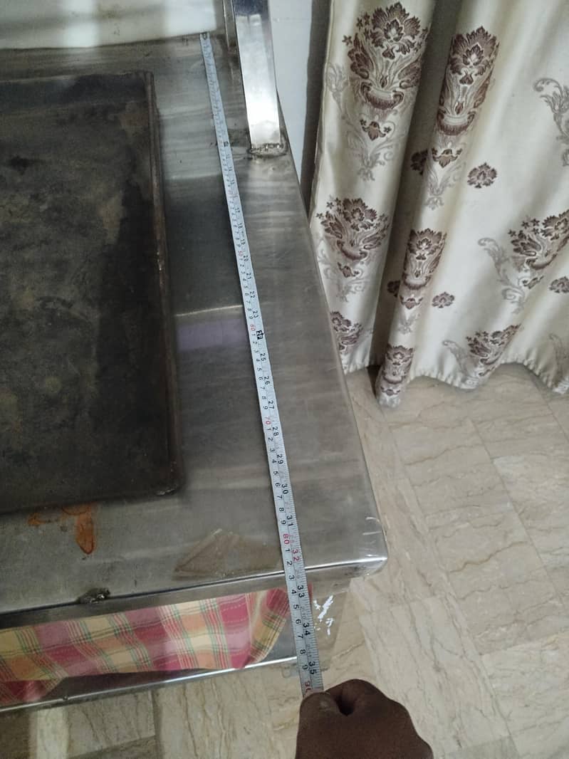 Hot plate+Working Table 2