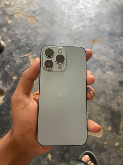 Apple iPhone 13 Pro
