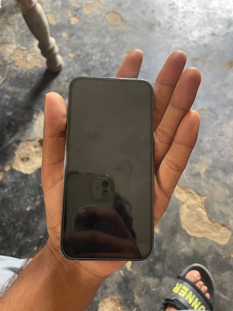 Apple iPhone 13 Pro 3