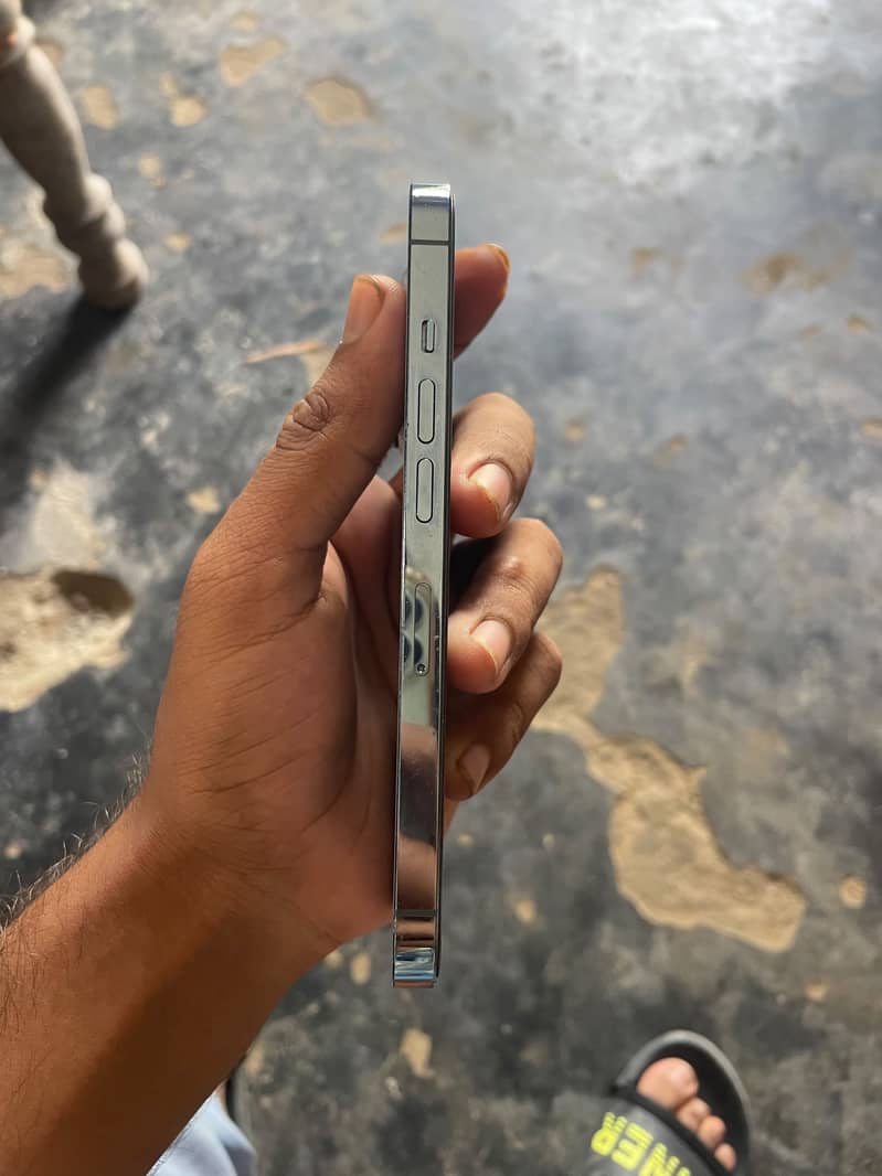Apple iPhone 13 Pro 5