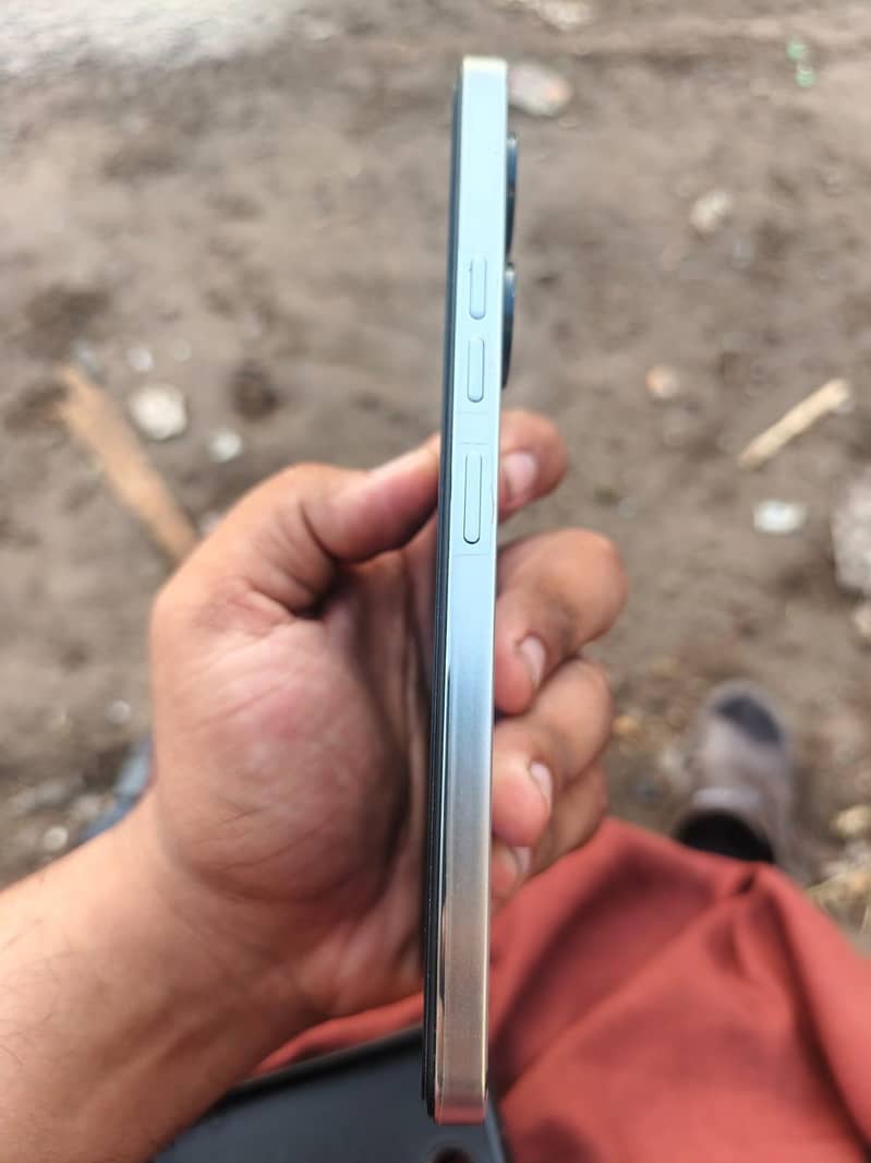 Tecno CAMON 20 2