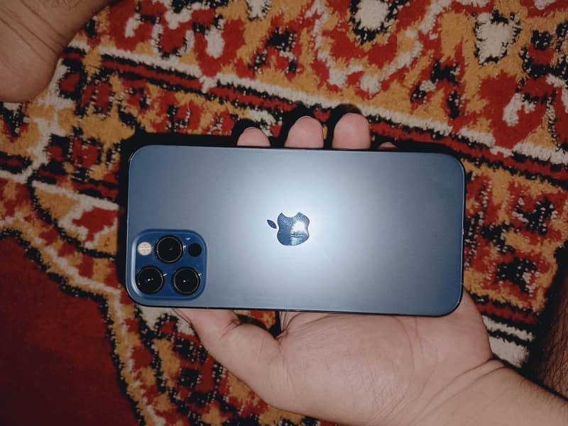 Apple iPhone 12 Pro 0
