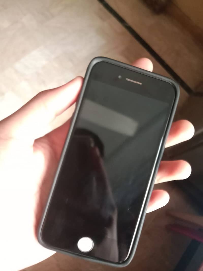 Apple iPhone 8 2