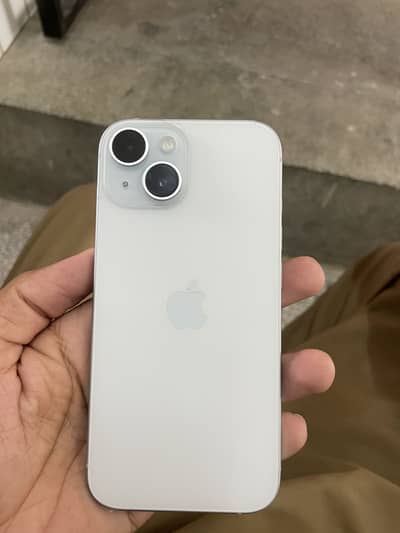 Apple iPhone 15