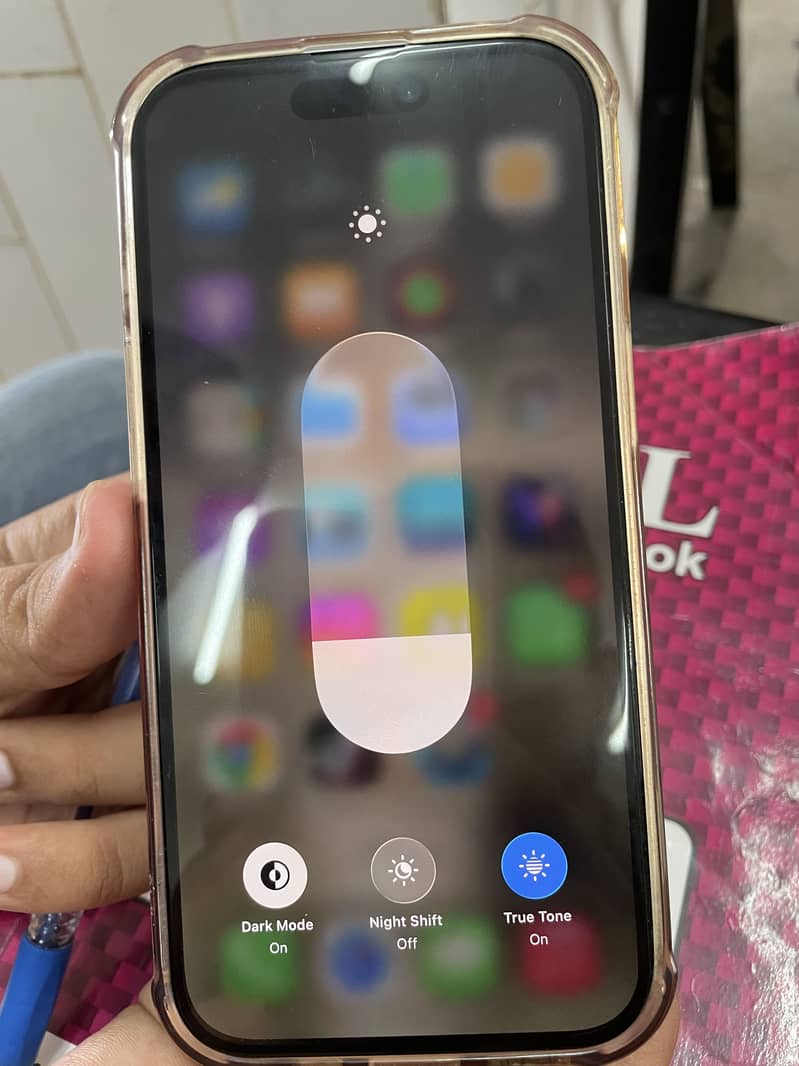 Apple iPhone 15 6