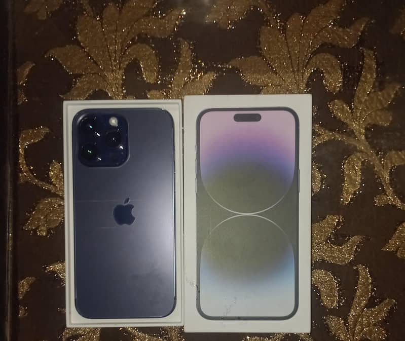 Apple iPhone 14 Pro Max 0