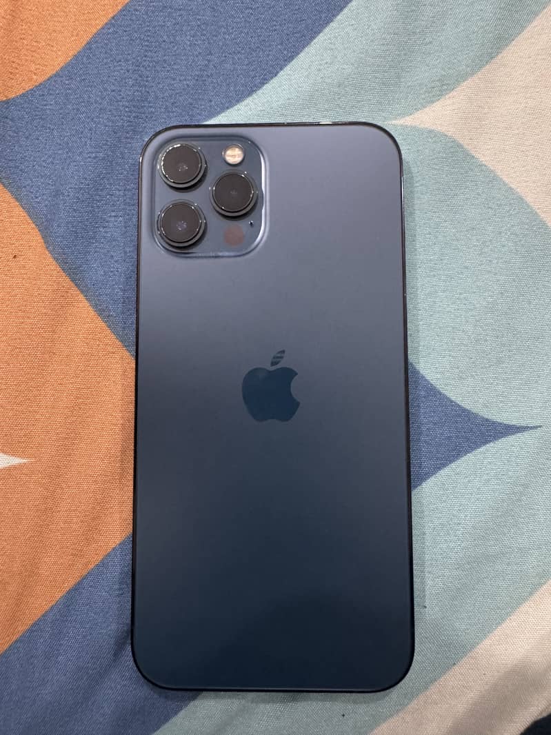 Iphone 12 pro max 1