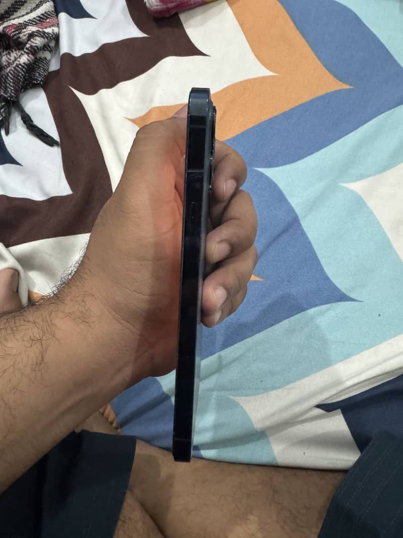 Iphone 12 pro max 5