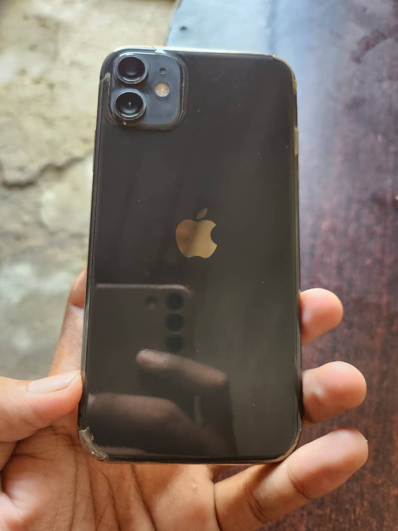 Apple iPhone 11 4