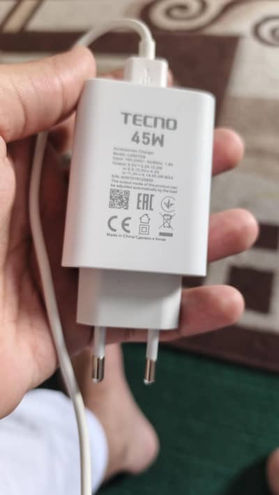 Tecno CAMON 40 Pro