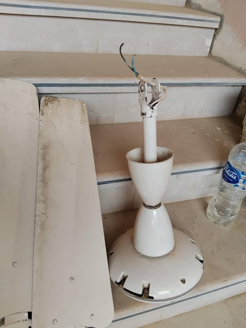 ceiling fan 0