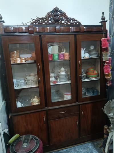 furniture bed set of room for sale