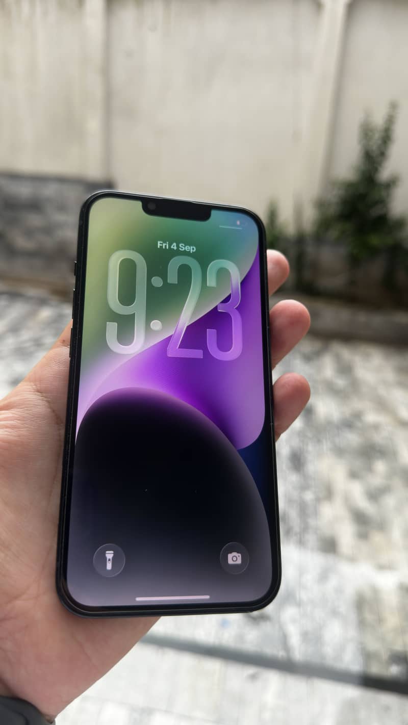 Apple iPhone 14 1