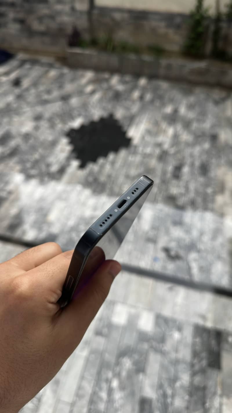 Apple iPhone 14 5