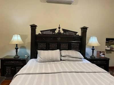 Traditional Luxury Wooden Furniture Set for Sale – Excellent Conditio