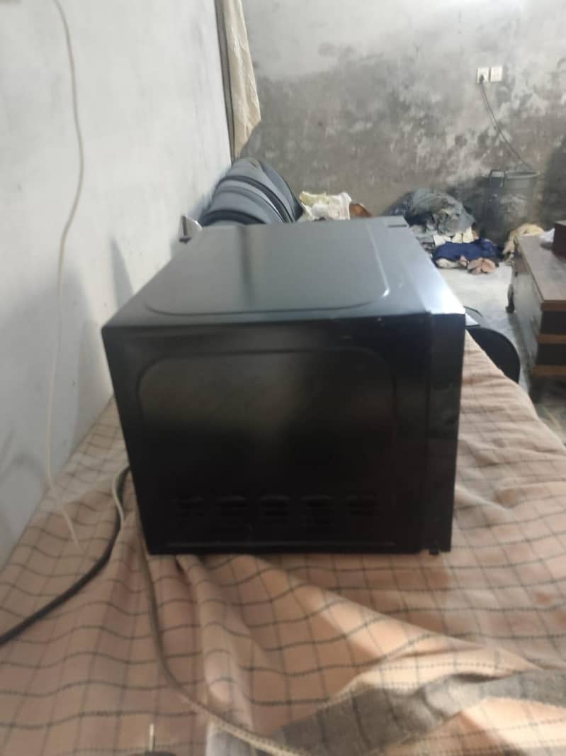 Dawlance oven 1