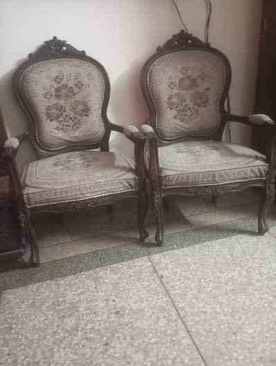 Wooden room chairs