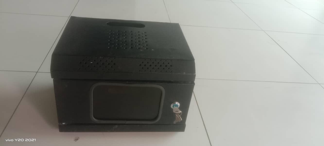 wall mount network cabinet rack 4