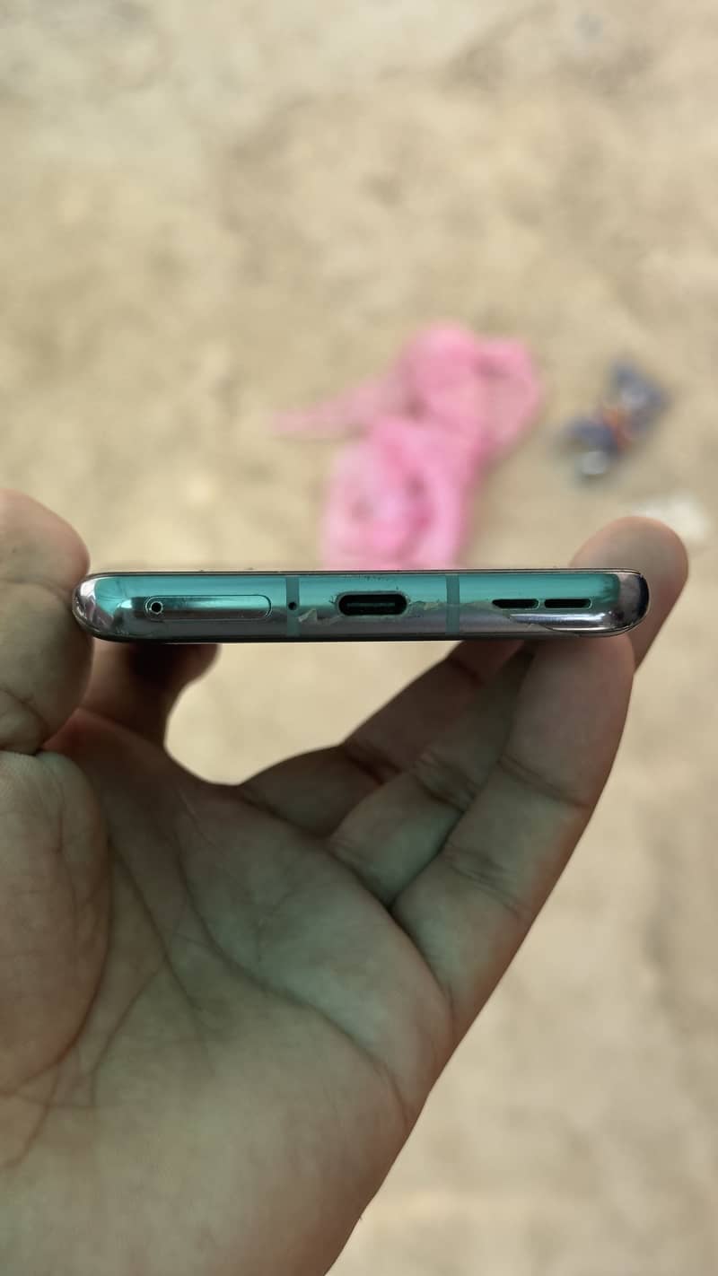 One Plus 9 Pro 7