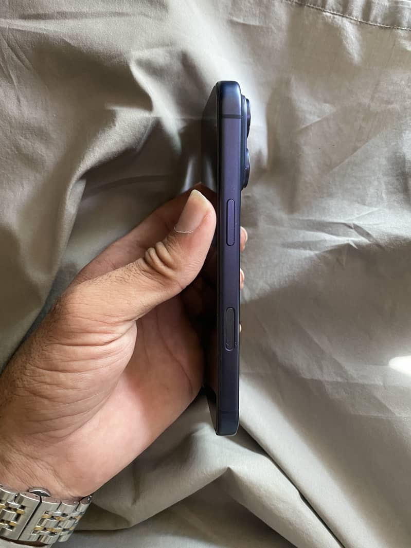 Apple iPhone 17 Pro 2