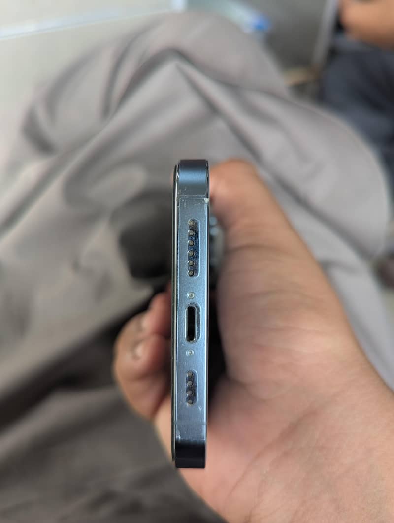 iPhone 13 Pro Max 5