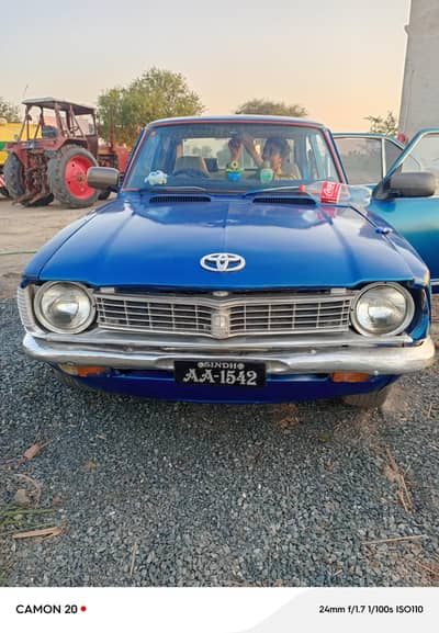 Toyota Corolla 1974 Argent for sale xchange possible