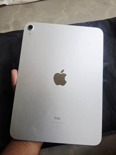 iPad 10th Generation 64GB WiFi Brand New Condition | Silver