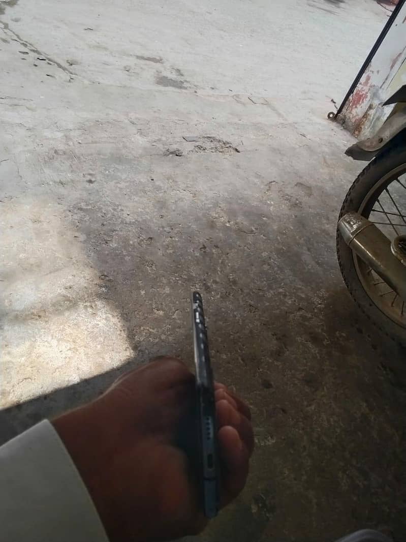 One Plus 7T 5
