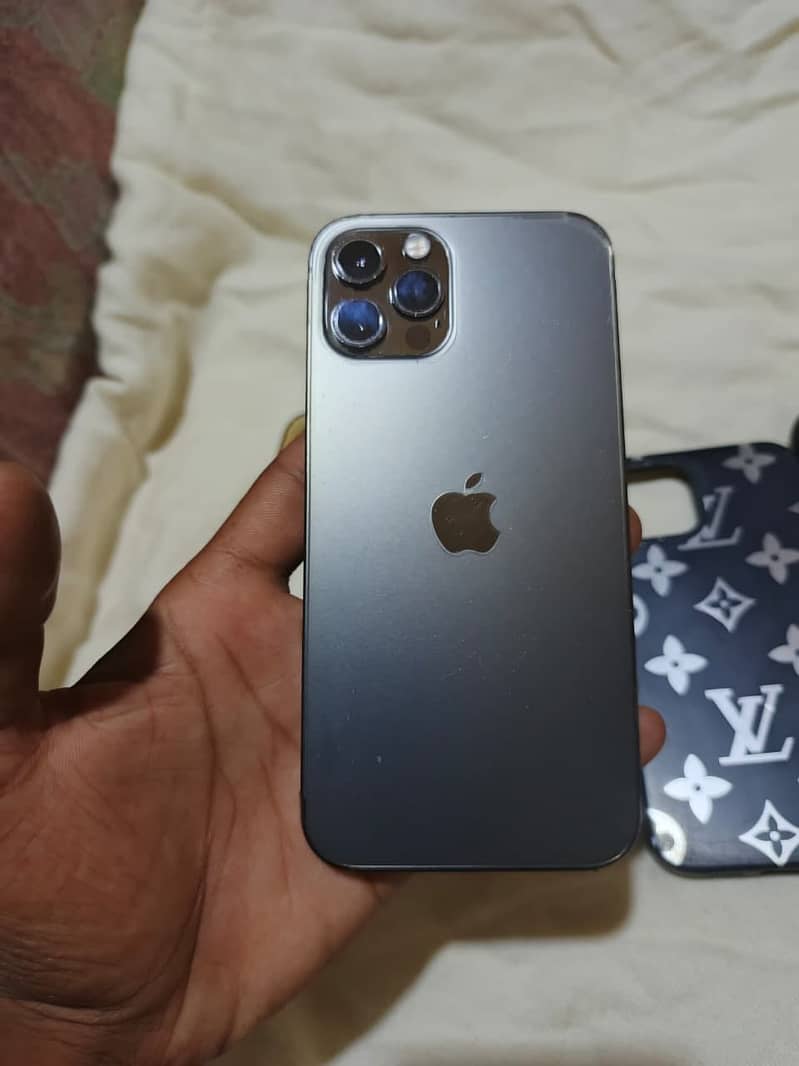 Apple iPhone 12 Pro 7