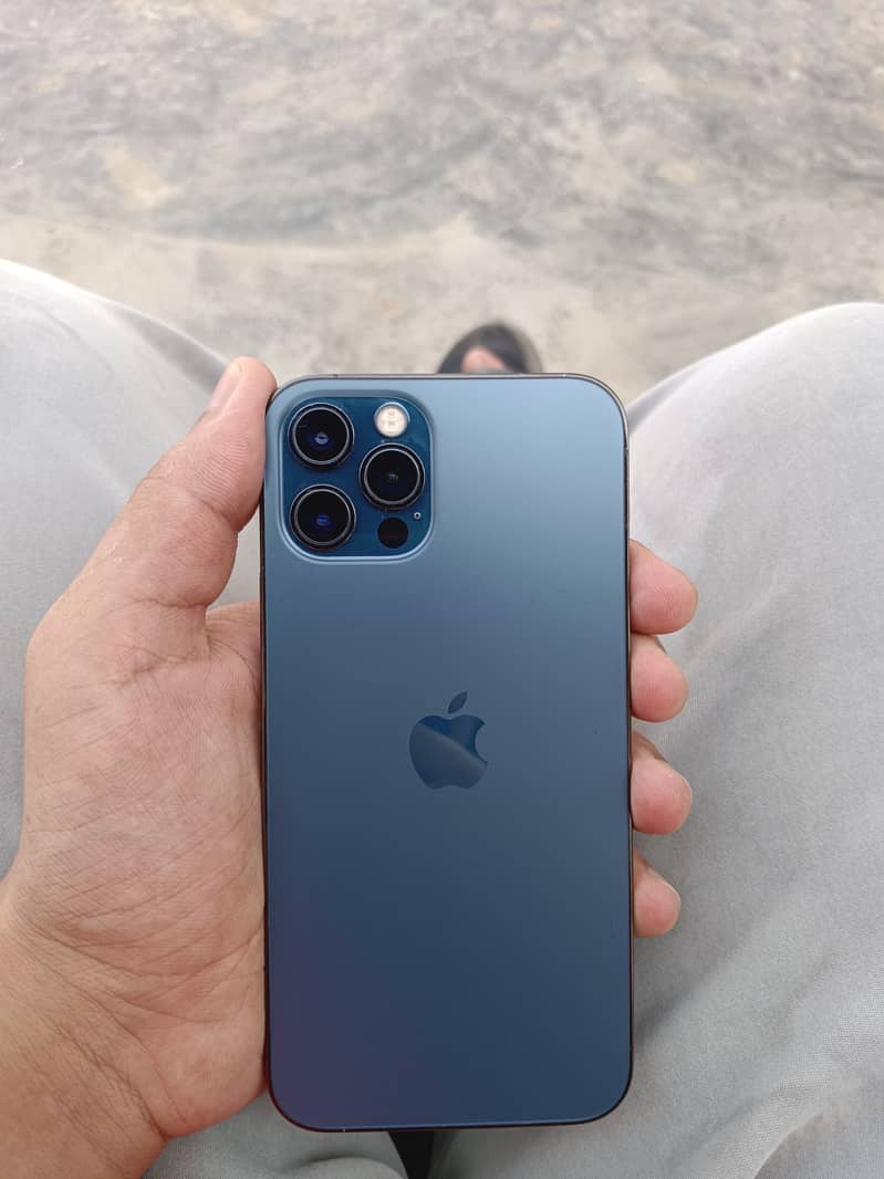 Apple iPhone 12 Pro 2