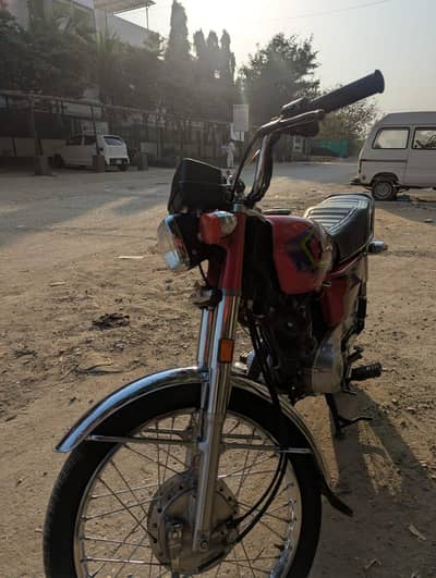 Honda 125cc argent sale mein call and WhatsApp no 032-543-455-68