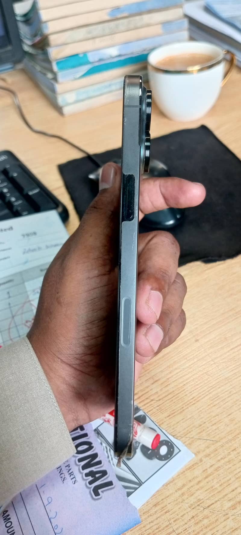 Apple iPhone 13 Pro Max 3