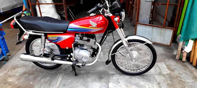 Honda 125 cc bike for sale call 03225280183