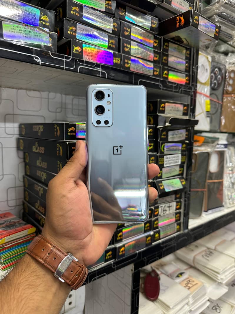 One Plus 9 Pro 0
