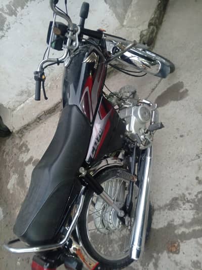 Honda CD 70 black colour for sale.