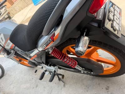 HONDA CB 150 F 2024