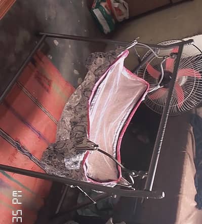 baby stand cradle