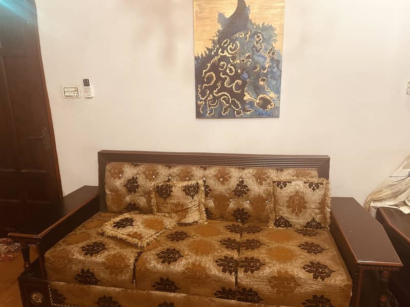 Sofa Set Excellent Condition 1