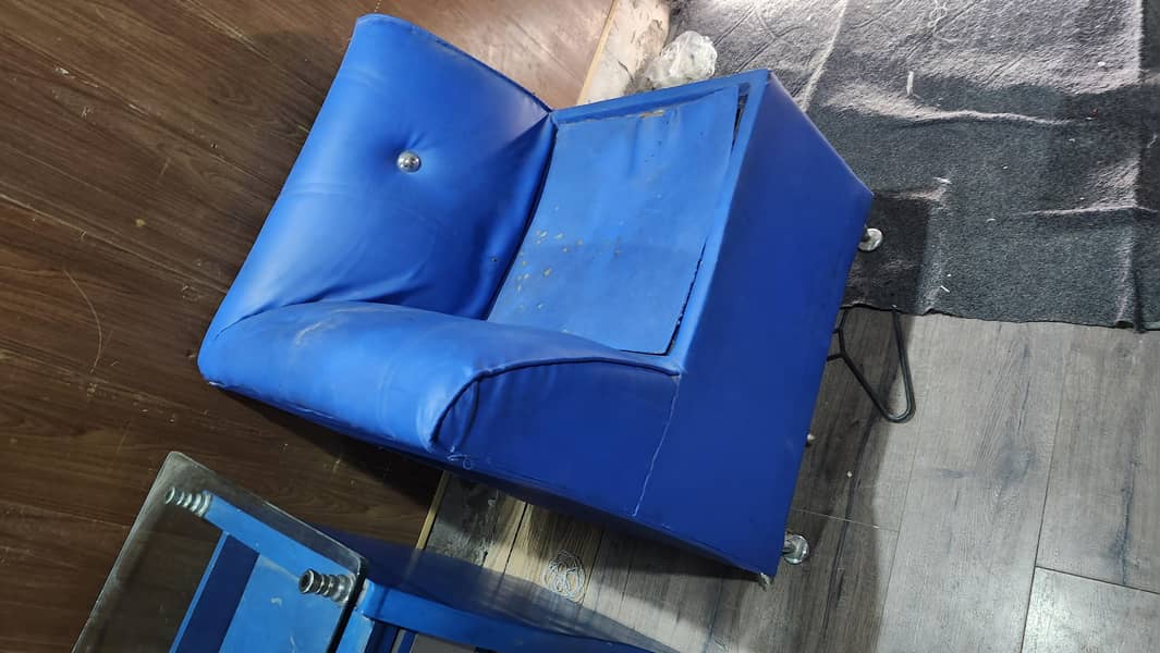 sofas and table 3