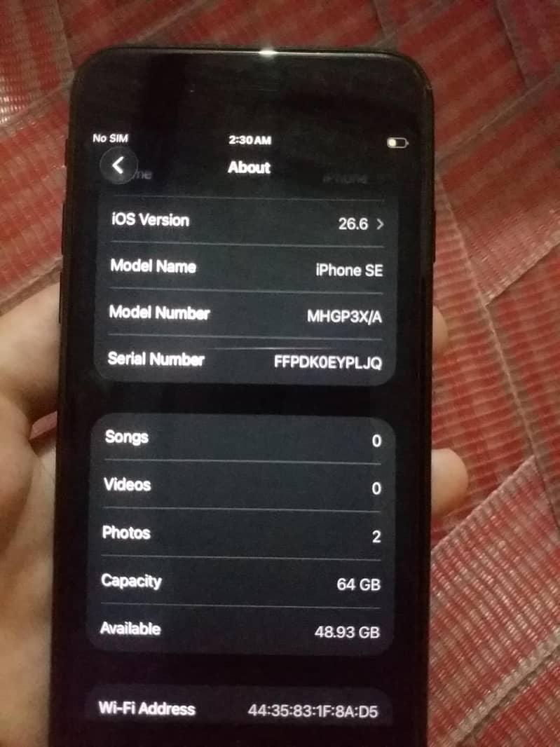 Apple iPhone SE 2nd generation 0
