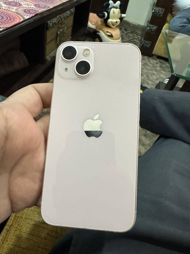 Apple iPhone 13 0