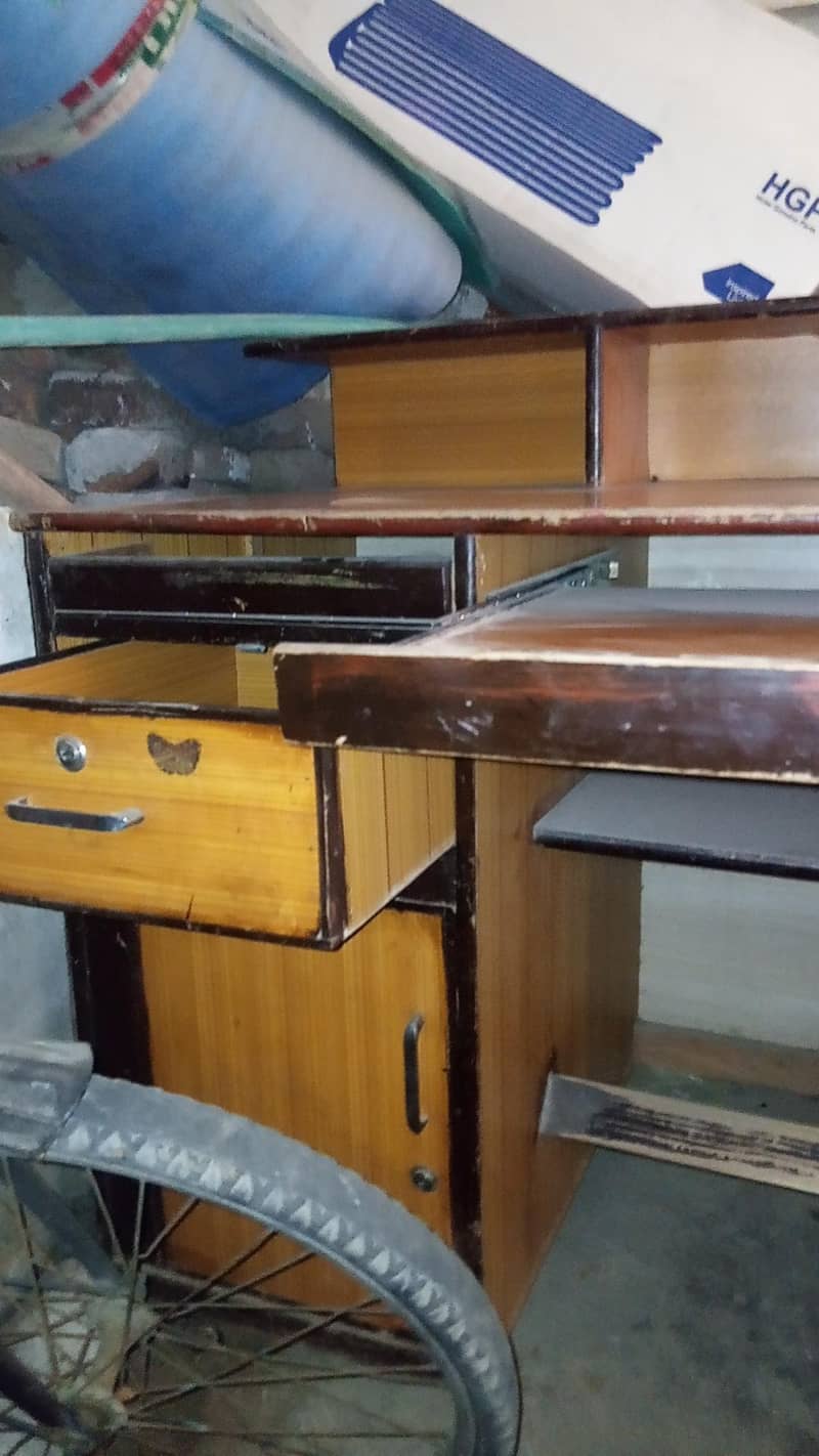 Office table 2